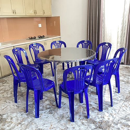 Bàn ghế nhựa - Nhựa & Inox Qui Phúc - Công Ty TNHH Sản Xuất - Thương Mại - Dịch Vụ Qui Phúc
